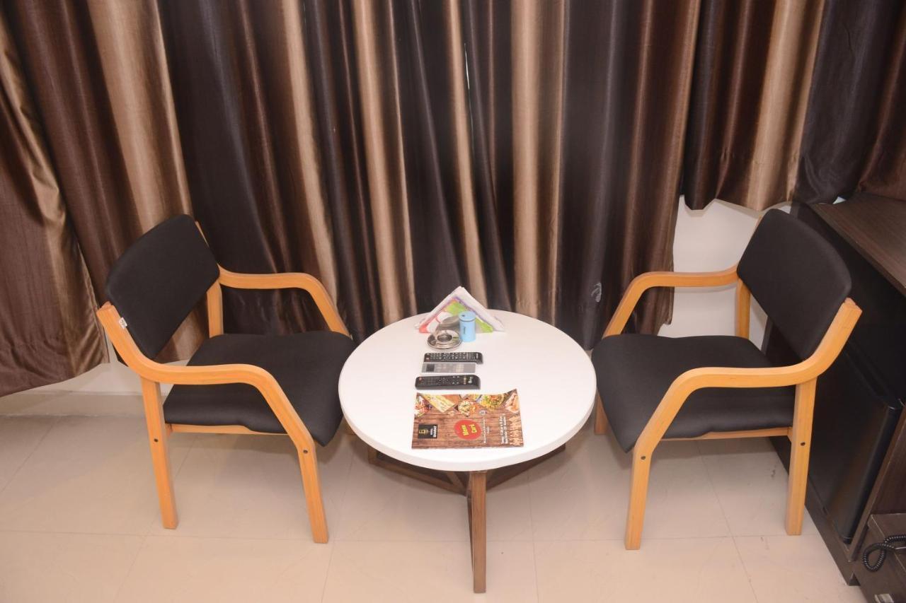 Hotel Bharat Kota  Zewnętrze zdjęcie