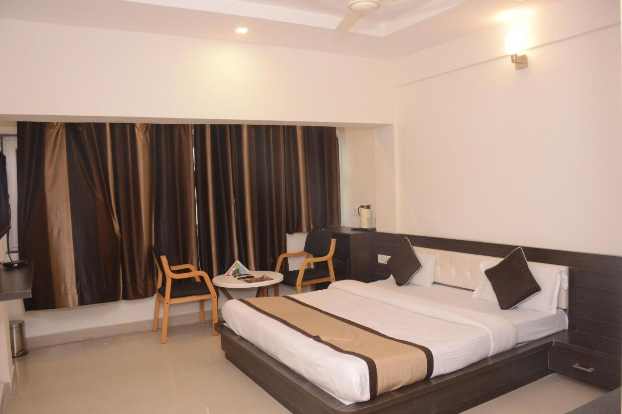 Hotel Bharat Kota  Zewnętrze zdjęcie