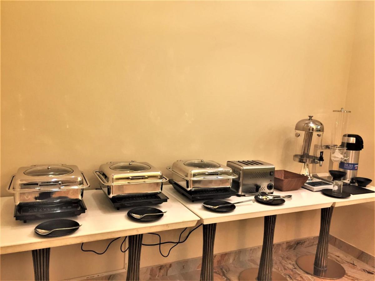 Hotel Bharat Kota  Zewnętrze zdjęcie
